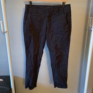 Uniqlo 8 Black Cargo Cropped Pants
